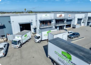 Smooth Moves in Tight Spaces